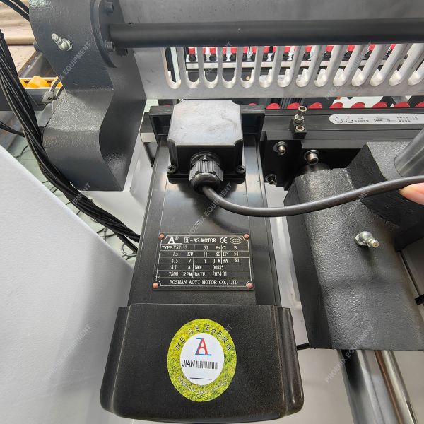 Revolutionize Your Woodworking Process with Advanced Three-Head Drilling Machine