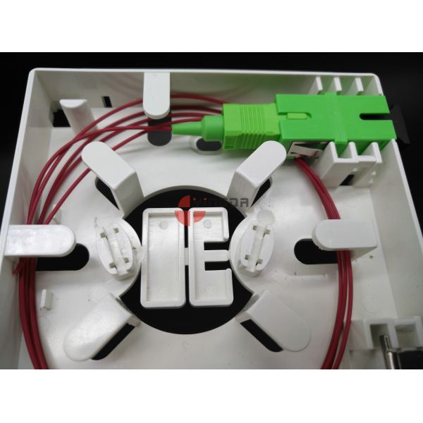 SC/APC Wall Mount Fiber Termination Box Socket Panel 2 Ports With Metal Cable Clamp
