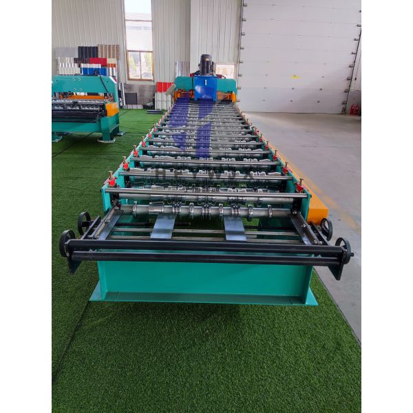 16 Row Molding Glazed Roofing Sheet Making Machine With PLC Control And Hydraulic Pressure For Roof Panels