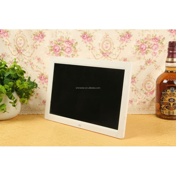 12 Inch TFT LED LCD display / digital advertising screen with SD USB media player function