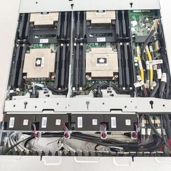 I7-13700 Processor Lenovo P3 Workstation 32GB Memory 36 Bit Color Depth 2160x1080