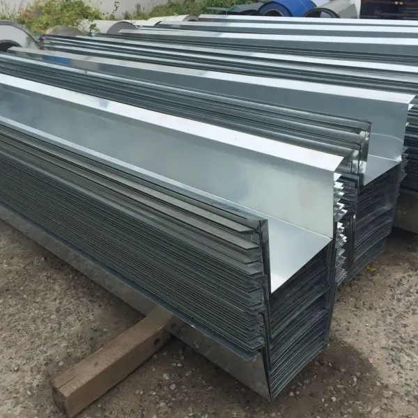 Stainless steel gutter manufacturing process