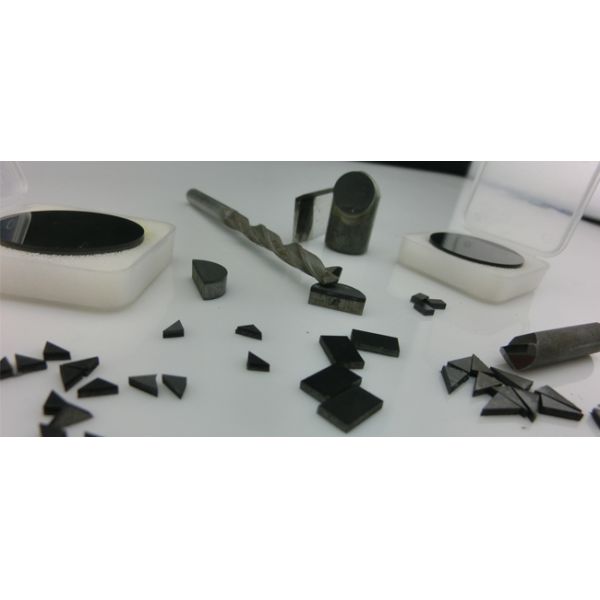 Durable Black PCD Blanks PCD Cutting Tips For Stone Grinding Process