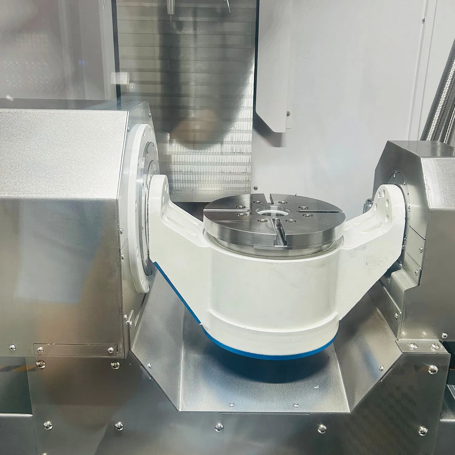 Robust 5axis-UC400 Durable Five-Axis CNC Machine