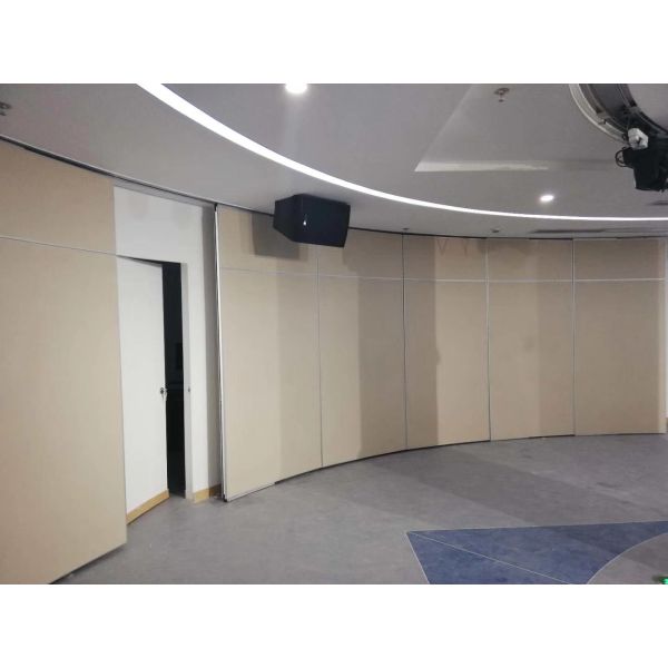 Melamine Surface 65MM Thickness Max Height 4M Collapsible Operable Hanging Partition Walls
