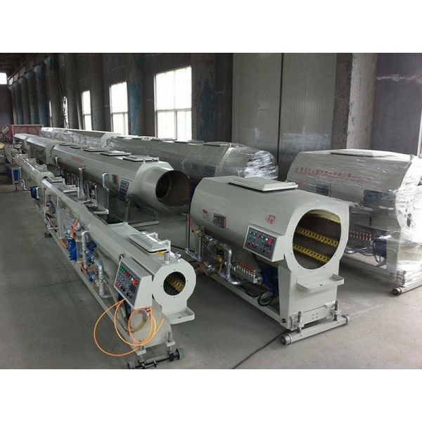 Deep Screw Channel Structure Separate Type Extruder Plastic PE Pipe Production Line