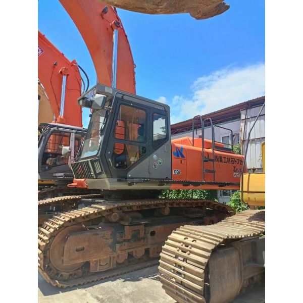 Powerful Excavator for Heavy-Duty Projects Ready to Dig
