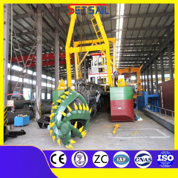 Initial Payment Diesel Engine Amphibious Hydraulic Dredger for River Sand Excavation