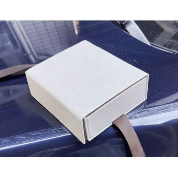 Customized Luxury PU leather Necklace Box