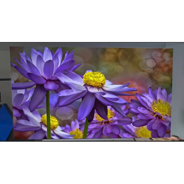 COB Indoor LED Video Wall Redefining Definition Display with Flash Correction Storage and 1.56mm Pixel Pitch