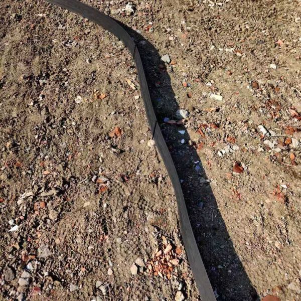 135mm*4mm Plastic Landscape Edging Coil The Ultimate Solution for Easter Day Gardens