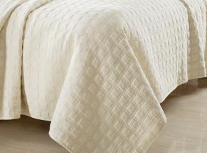 Quality Square Embroidered Solid Dune Quilt Set , 100% Cotton 3Pcs White Quilt Set for sale