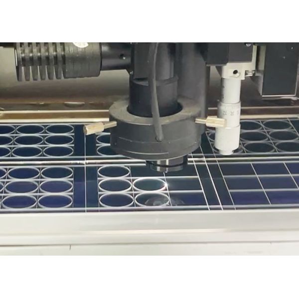 Laser Glass Cutting Machine equipped with precision optics and advanced laser sources to achieve superior cutting on glass To Speed 0-500mm/s