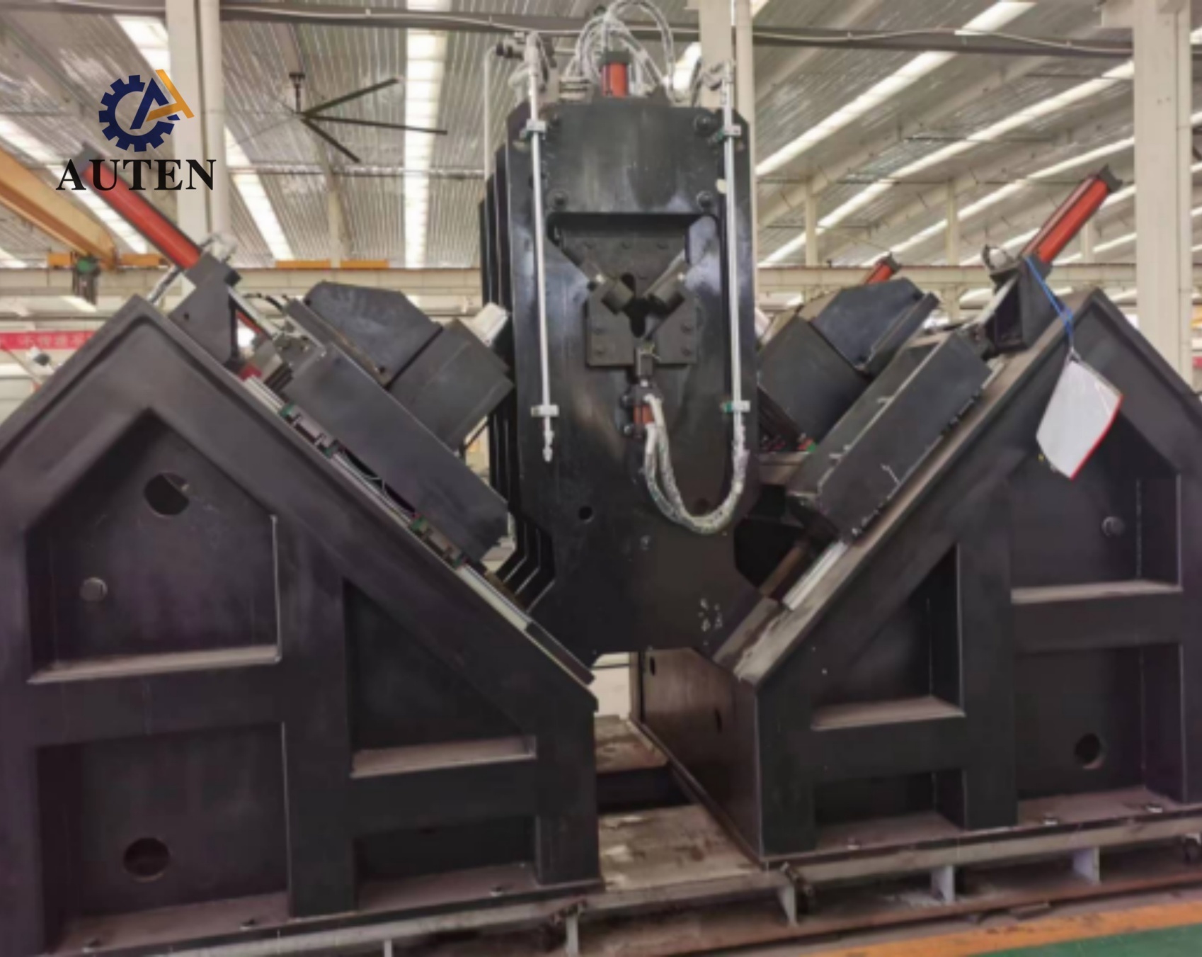 Air Atomization Dry Internal Cooling CNC Angle Steel Drilling Machine Line 4 Character Group