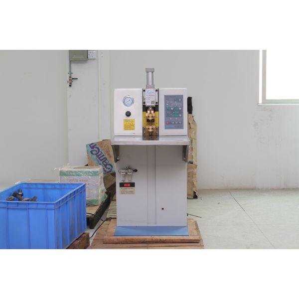Nickle Belt Dual Head Medium Frequency Inverter spot Welding Machine