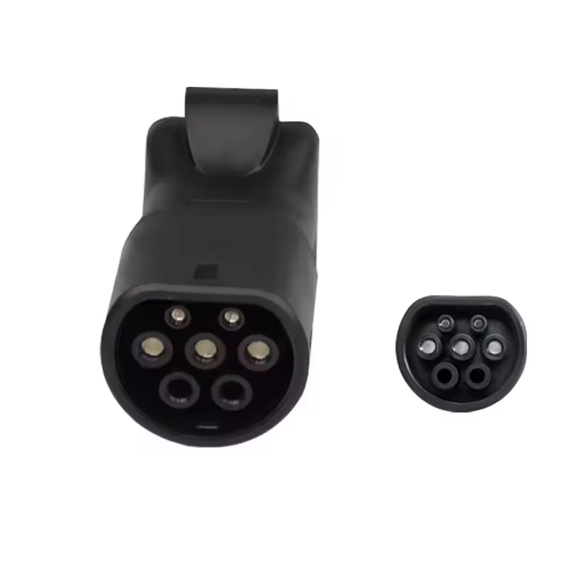 GBT V2L 16A Professional EV Portable Charge Adapter Customized Sockets and Plug for BYD Electric Car IP 55 3.5KW Max
