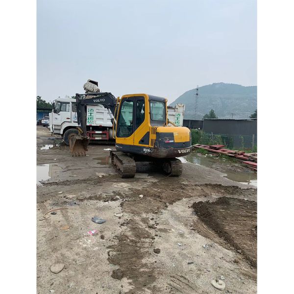 Excellent Performance Volvo Ec55b Excavator Imported from Sweden Operating Weight 6TON
