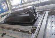 Thick sheet vacuum forming machine