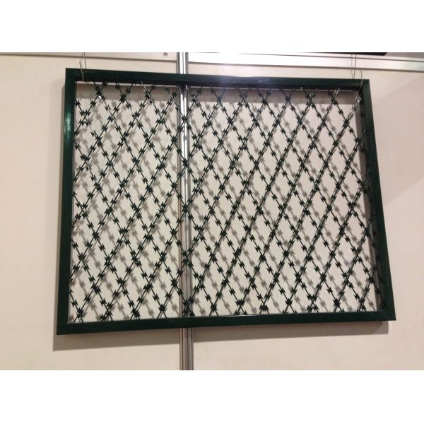 High Strength Stainless Steel Razor Wire Durable Security for Farm