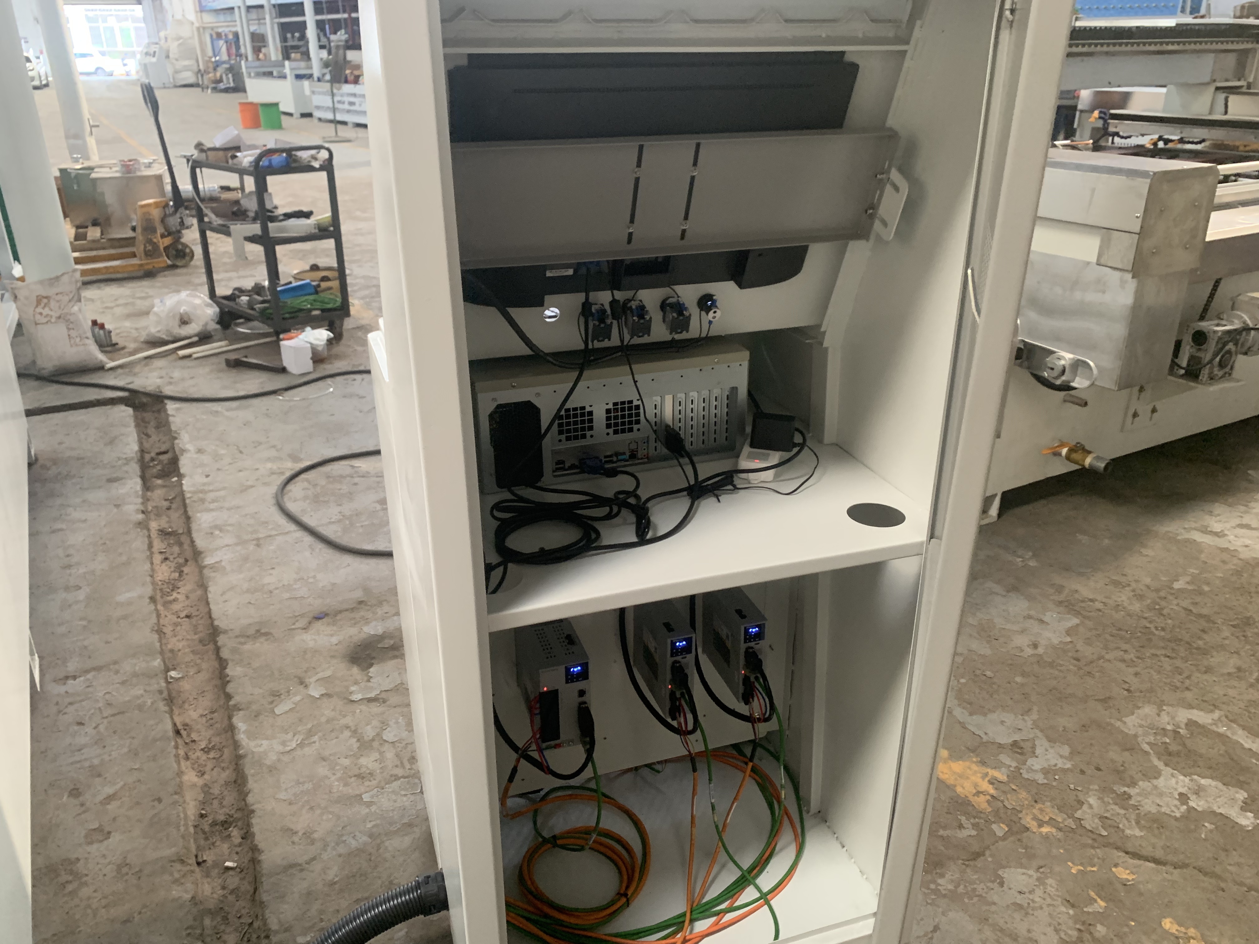 Fully Automatic Three-Axis Waterjet Cutting Machine for Metals, Stones, and Glass