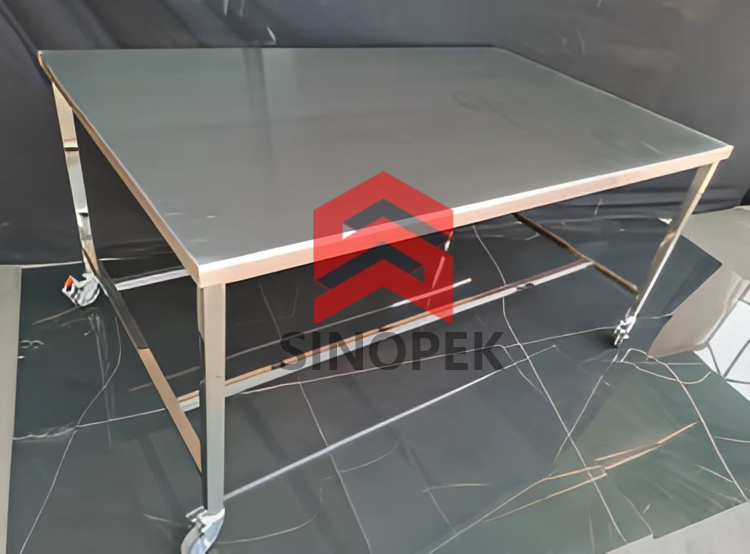 Cleaning Workbench (Clean Bench) | ISO 5 | Laboratory & Pharma Grade