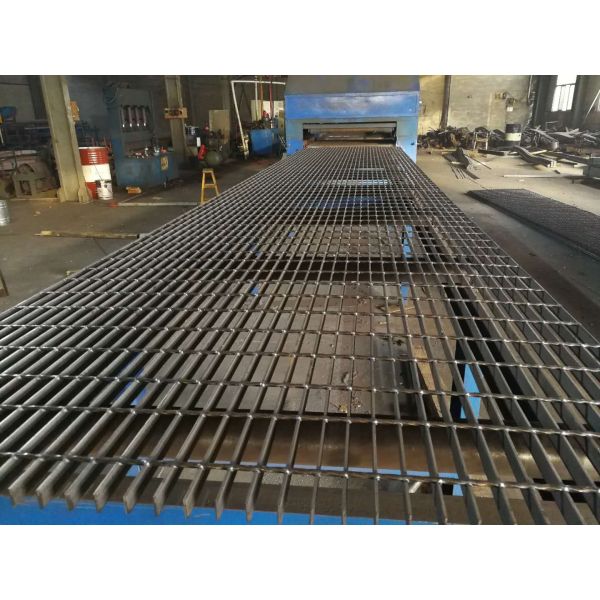 High Efficiency Steel Grating Welding Machine , Steel Plate Welding Machine