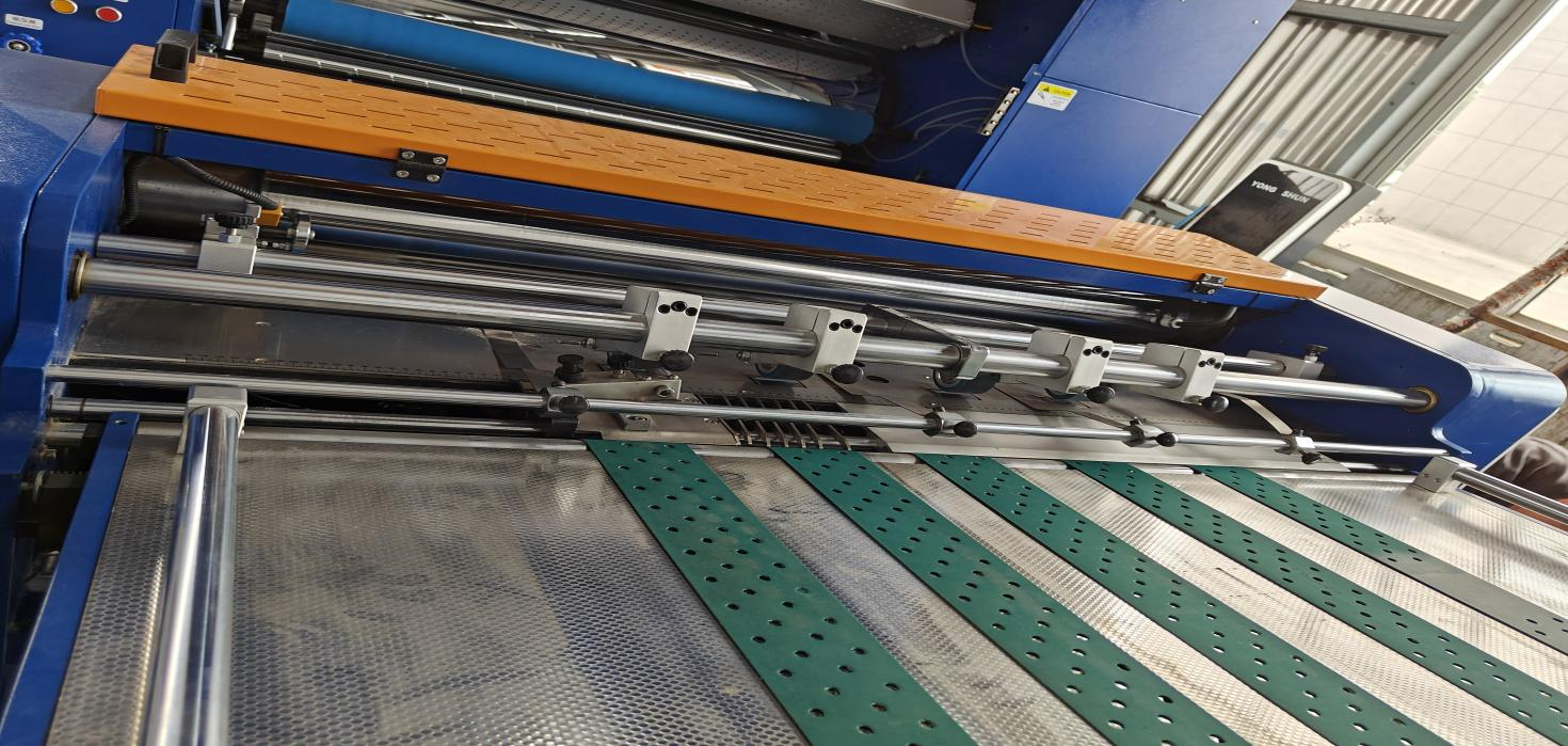 Intelligent Automatic Lamination Machine Automatic Flute Laminator