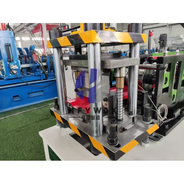 High-Efficiency PLC Controlled Cold Roll Forming Machine with 14 Forming Rows and Hydraulic Shears