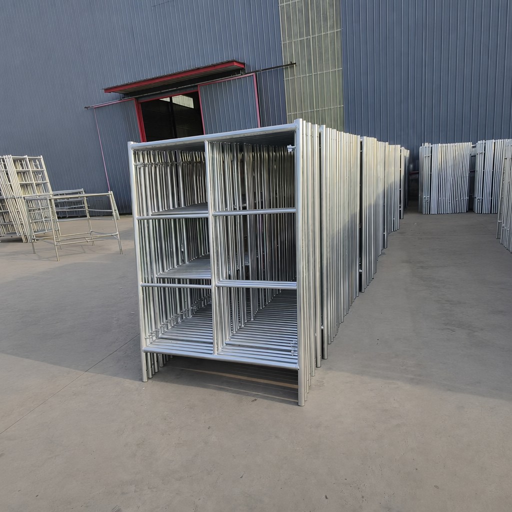 Mobile Walk Through Frame Scaffolding Tower For Interior Maintenance Work