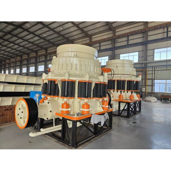 Installation Under Technical Guidance Spring Cone Crusher for High Productivity