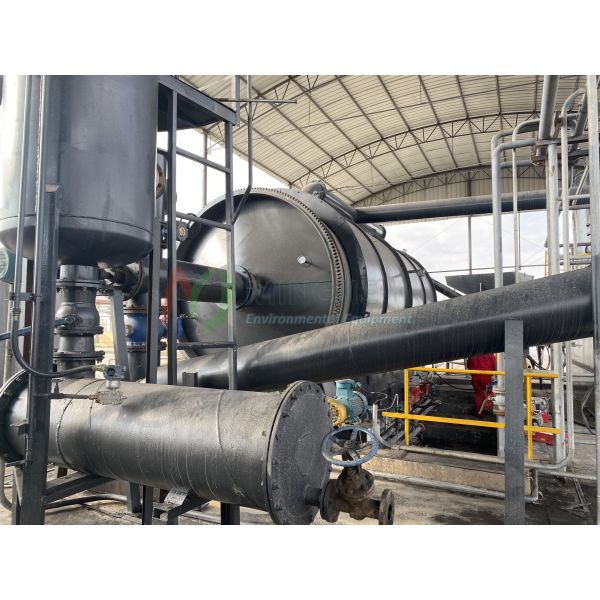 Fully Automatic Continuous Waste Rubber Oil Sludge Pyrolysis Machine For Diesel Oil
