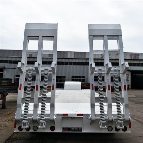 Mechanical Tri - Axle Low Bed Semi Trailer / Flat Bed Semi Trailer