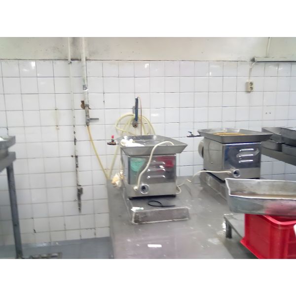 0.12KW Stable Shrimp Cutting Machine Multi Function 510x400x300mm