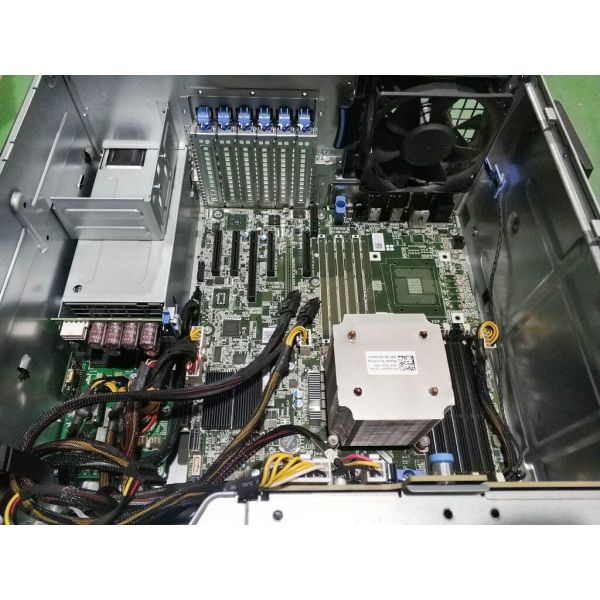 Xeon Processor De Ll Poweredge T320 Tower Server 64GB DDR4 750W SSD Deep Learning Server
