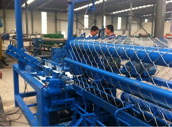 4m width Full Automatic double wire feeding Chain Link Fence Machine