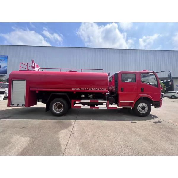 Factory Customized HOWO Fire Truck Fire Rescue Fighting Water Fire Truck