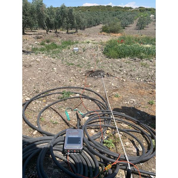 Professional Water Detection Machine PQWT TC700 Automatic Mapping Borehole Deep Underground Water Detector 600m