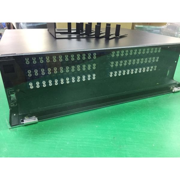 23" Mounting Ears 144 Port 2.5U ST Fibre Optic Patch Panel
