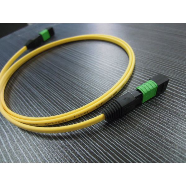 Yellow cable PC, UPC, APC MTP / MPO singlemode Fiber Optic Patch Cord