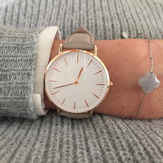 Minimalist Ultra-thin Quartz Watch