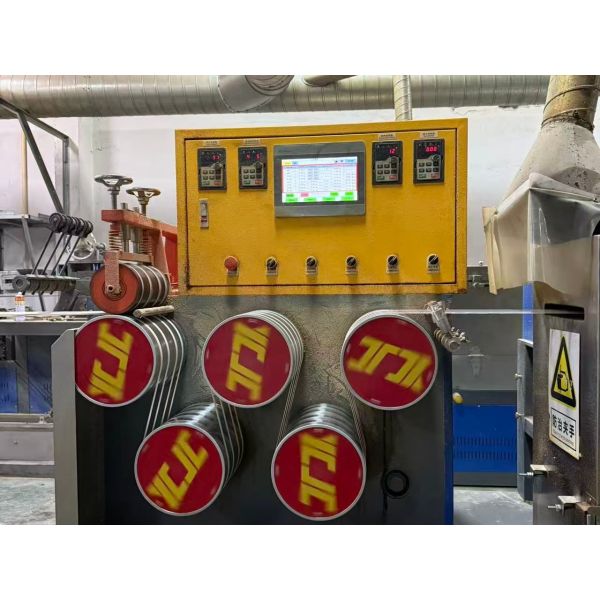 260kg/H Pp Strap Making Machine Packing Straps For Boxes With Non-stop Screen Changer