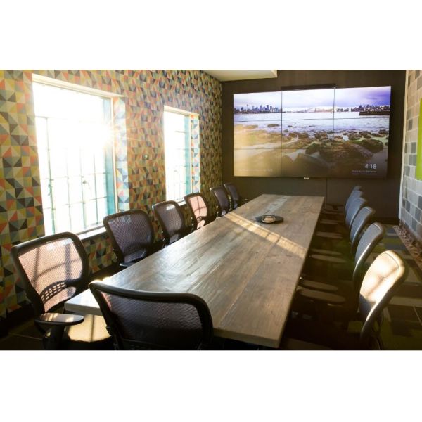 1080P Seamless Video Wall LCD Monitors Unique Cell Based Modular Design