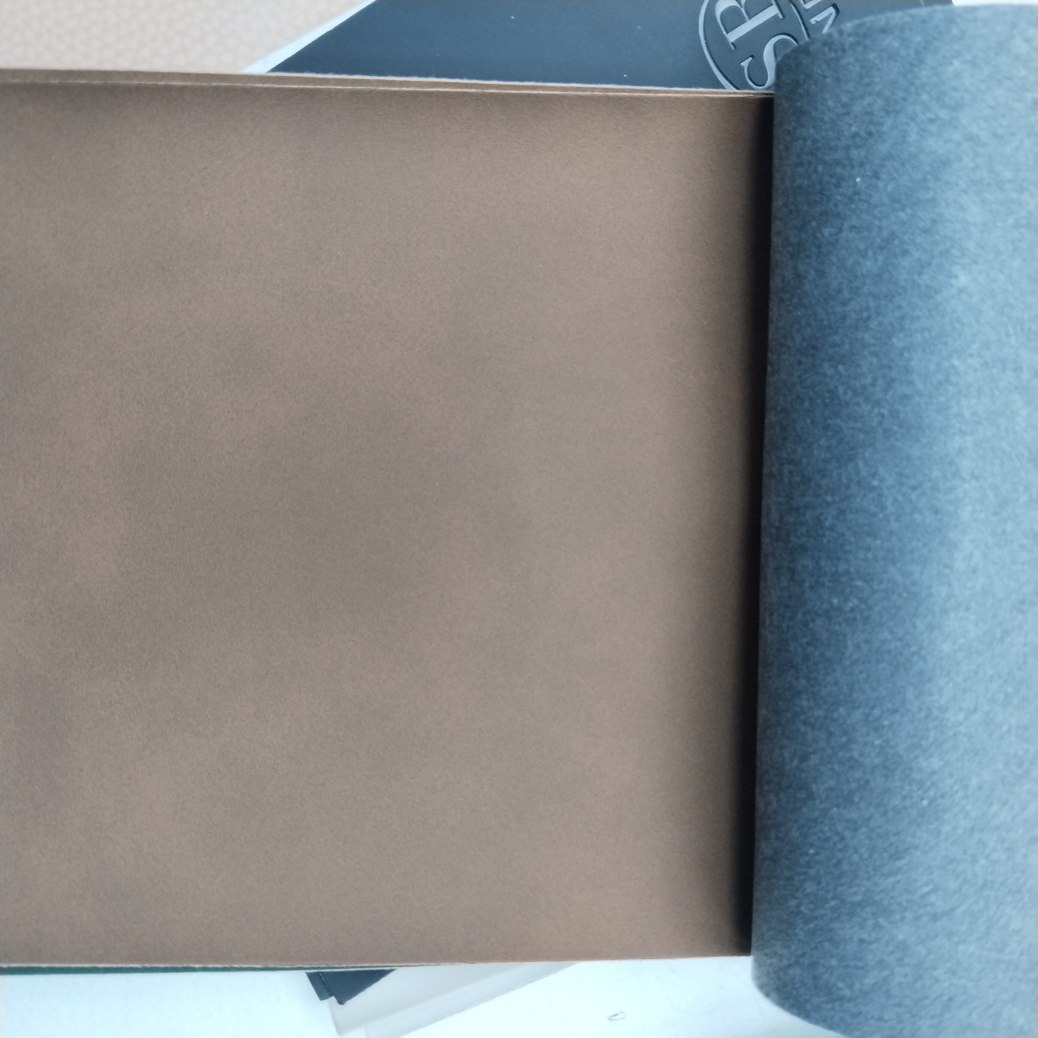 High Quality PU Laserable Embossed Leather Stretchable Blackout for Notebook Covers Outdoor Garments Bags Sofas Hot Stamping