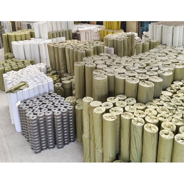 Green Galvanized Welded Mesh Rolls For Concrete Reinforcement