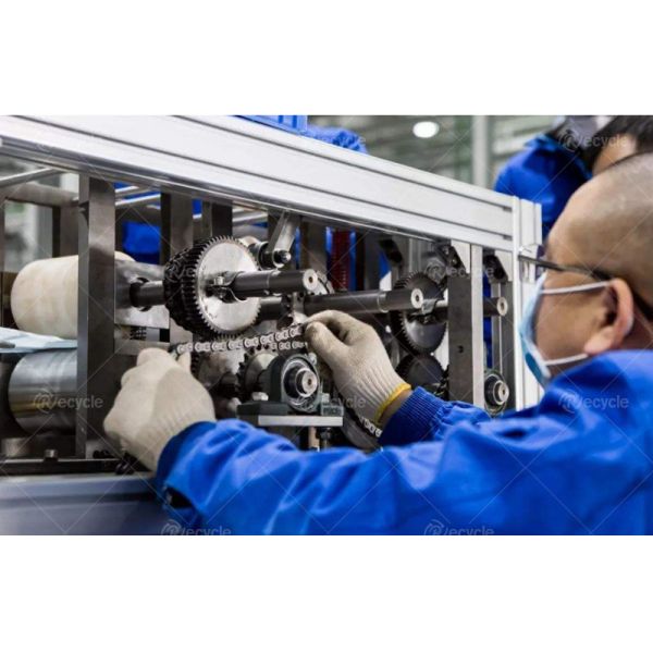 2022 New Model High Performance FFP2 Production Line N99 KN95 Ultrasonic N95 Face Mask Making Machine