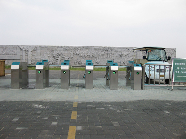 Pedestrian RS485 Security Barcode / Qr Code Scanner Turnstile For Tourist Area , Museum , Cinema Entrance