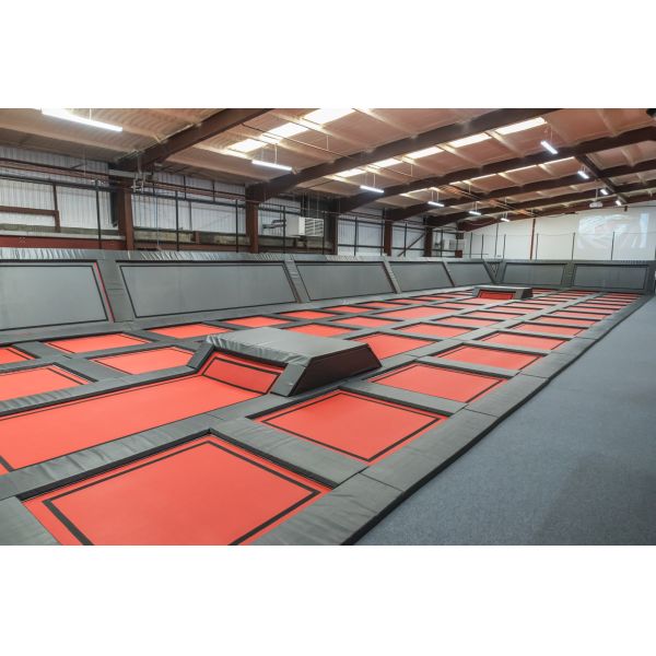 CE Certified Large Rectangular Inflatable Amusement Park for Indoor Fun and Exercise