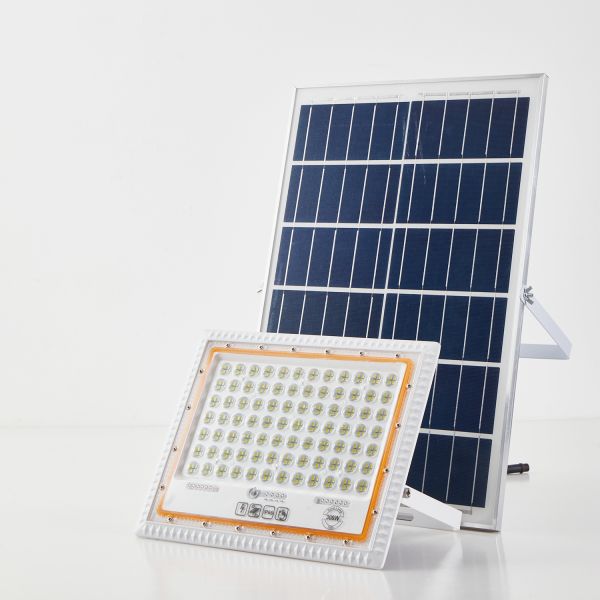 Intelligent Solar Flood Light 200W Solar LED FloodLight Energy Saving