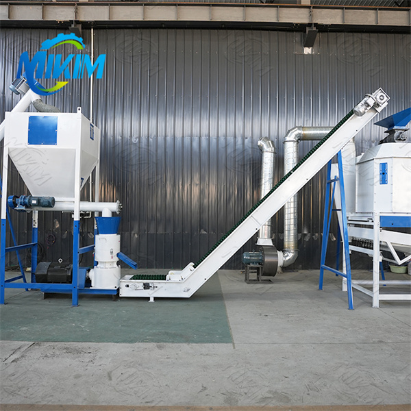 Energy-saving feed pellet production line fully automatic equipment, suitable for poultry farms of various sizes, highly automated.