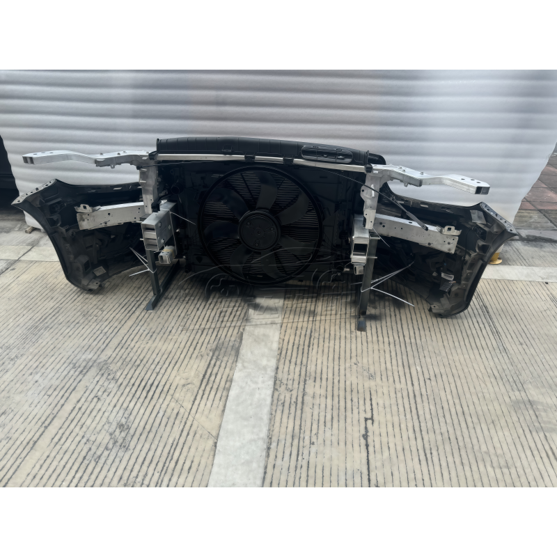2021-2023 E200 E300 E400 Used Front Bumper Front Panel Assembly Suitable for Mercedes Benz E-Class 213 Bumper